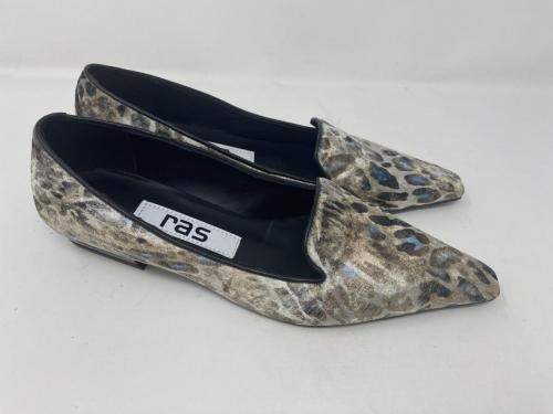 Ras spitzer Ballerina in geprägtem Samt Gr 36 -42, 149,90