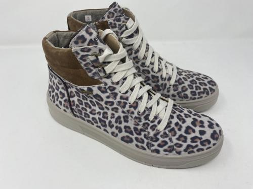 Legero Booty mit Leoprint Gr 37 - 42, 149,90Gore-Tex Gr 41 ausverkauft 