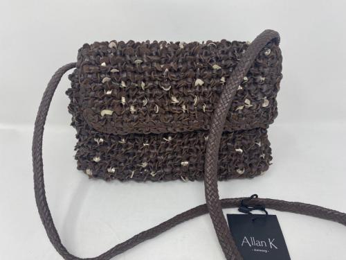 AllanK Caroline Canope Espresso 299,-