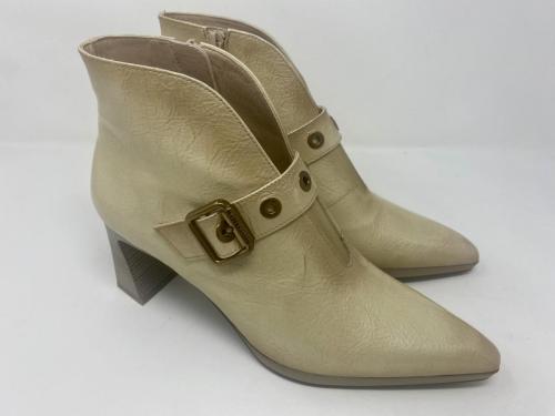 Hispanitas Stiefelette cream Gr 37, 38, 39 und 41, 169,90