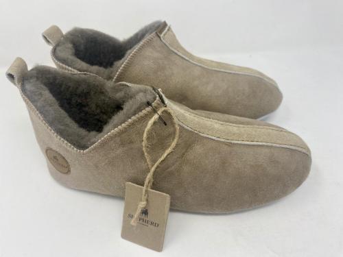 Shepherd of Sweden Slipper Gr 37 - 42, 85,-